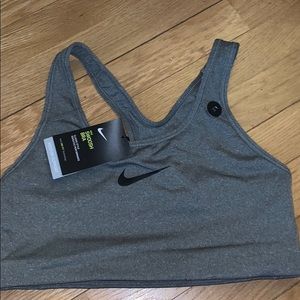 Nike Swoosh Sports Bra Medium Support Size Medium